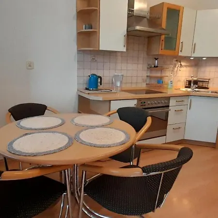 W Centrum Pobierowa Blisko Plazy Daire *